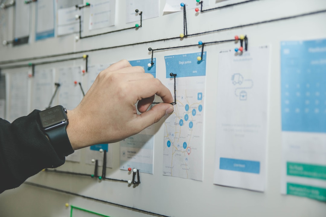 The Art of Drawing Readers In: Your attractive post title goes here I work in a software company designed and structured an app for field staff. That day we made a tour of our flow and could not miss a shot of our work :)